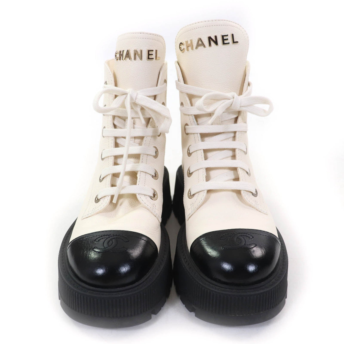 Chanel G45124 Leather Boots