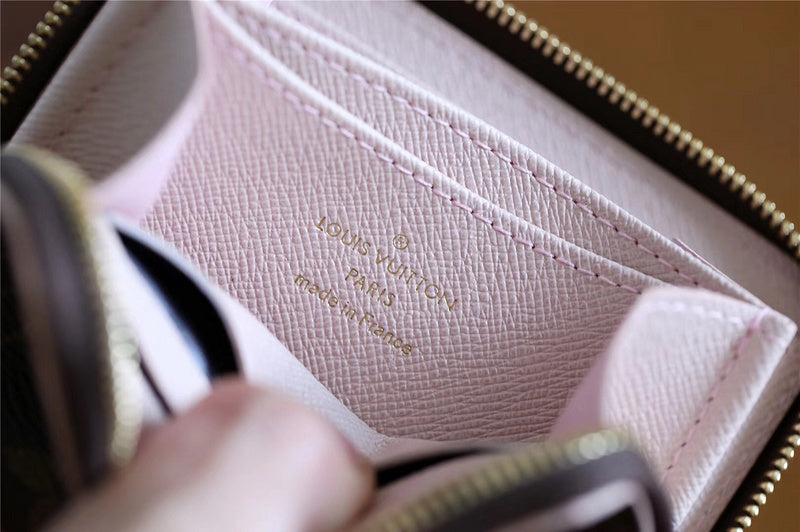 Franco Shops - Louis Vuittons - 9296
