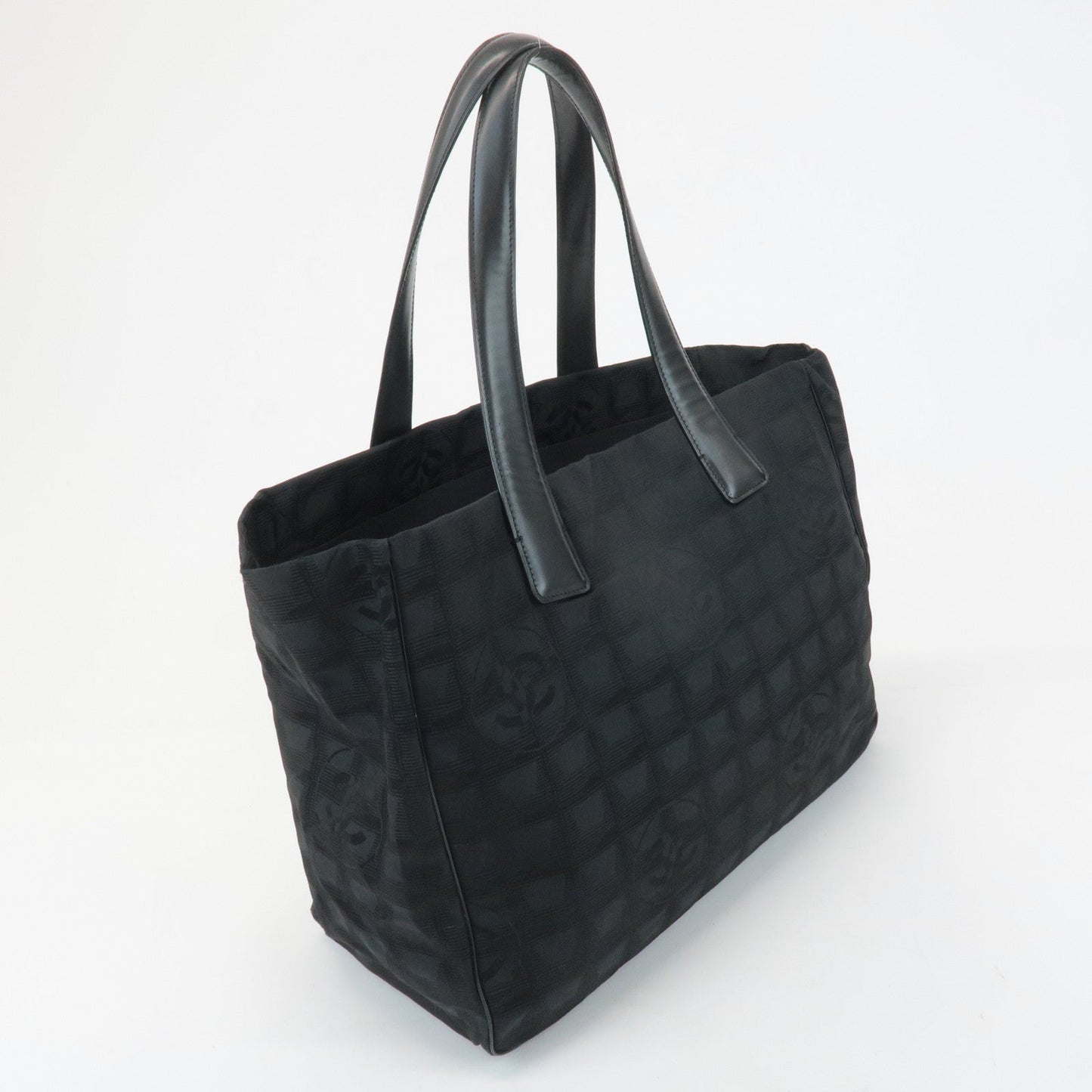 CHANEL New Travel Line Nylon Jacquard Leather Tote Bag A15991