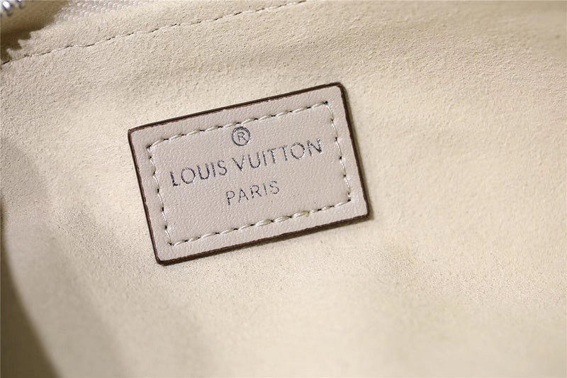 Franco Shops - Louis Vuittons - 9227