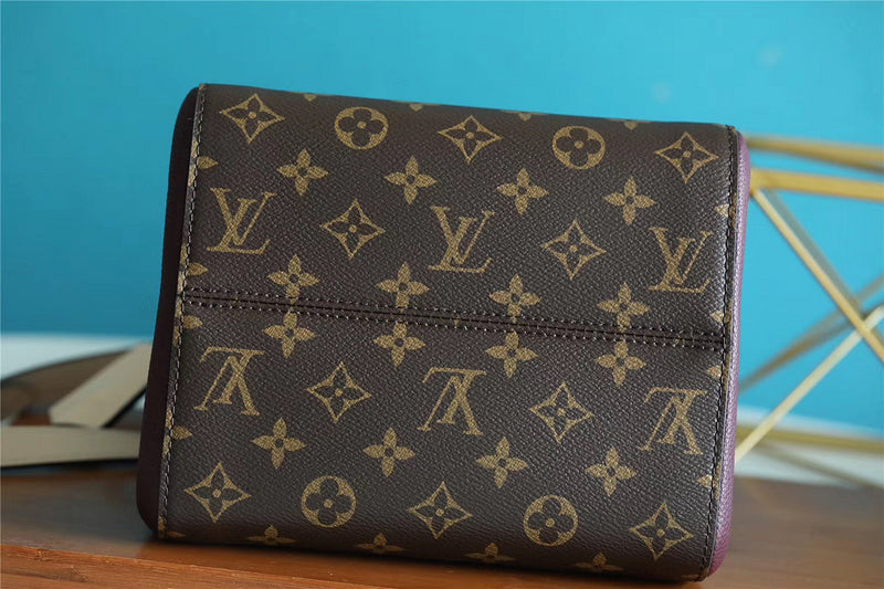 The Franco Shops - Louis Vuittons - 7765