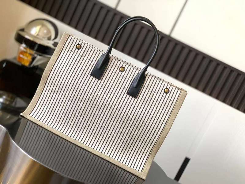 Yves Saint Laurent - Bags 183