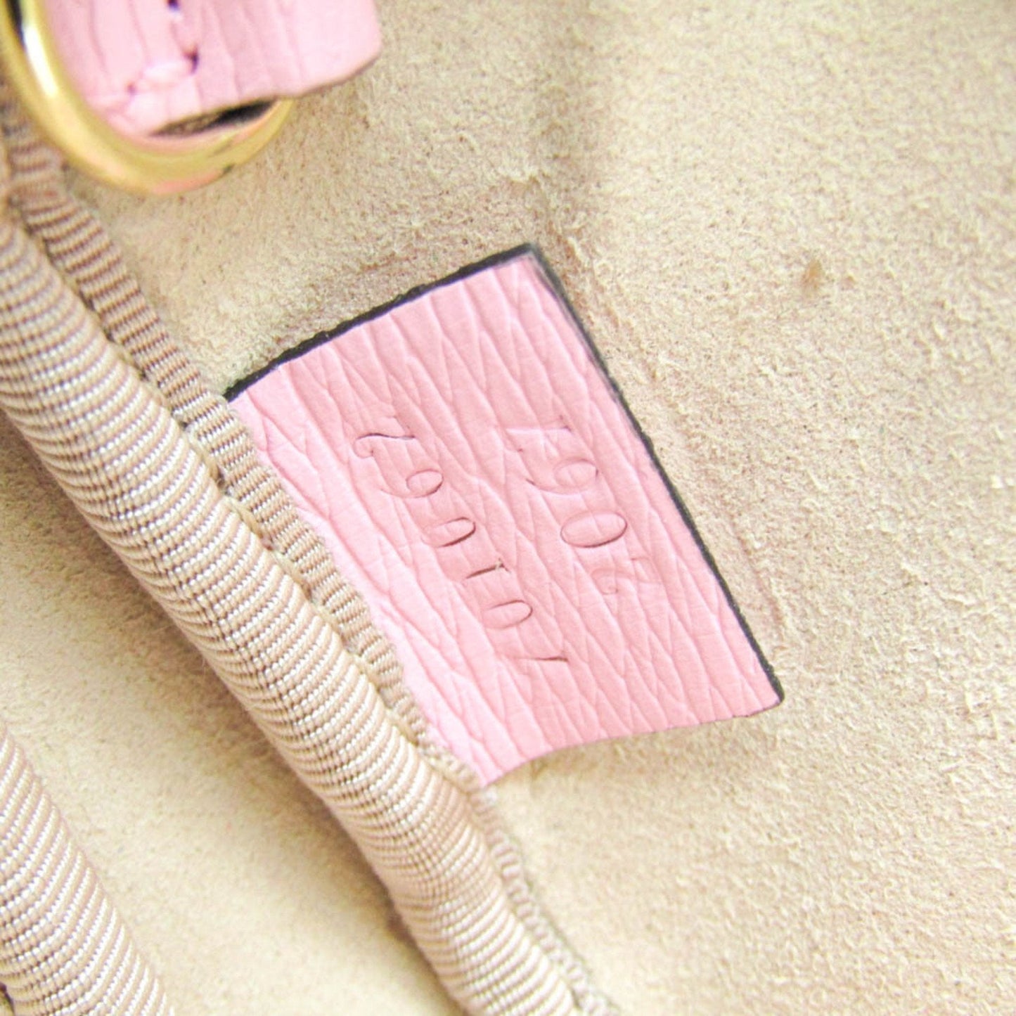 Gucci Heart Pink Leather Wallet