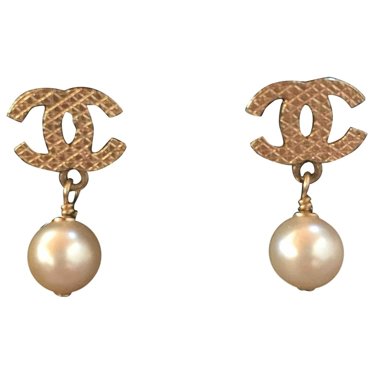 Chanel cc gold metal earrings