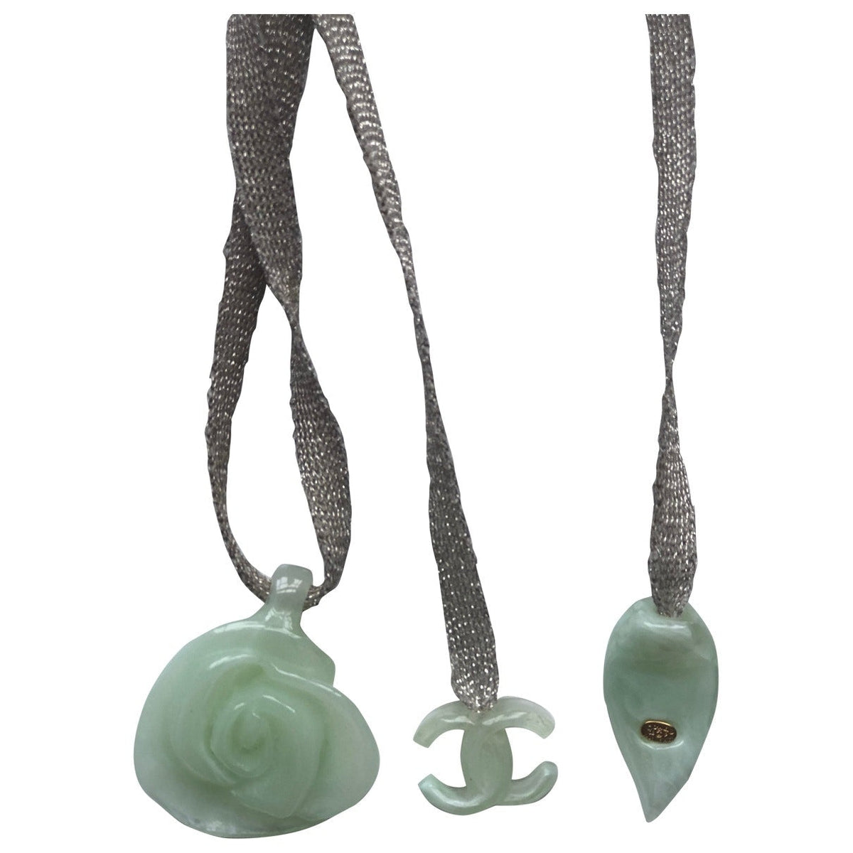 Chanel camélia necklaces