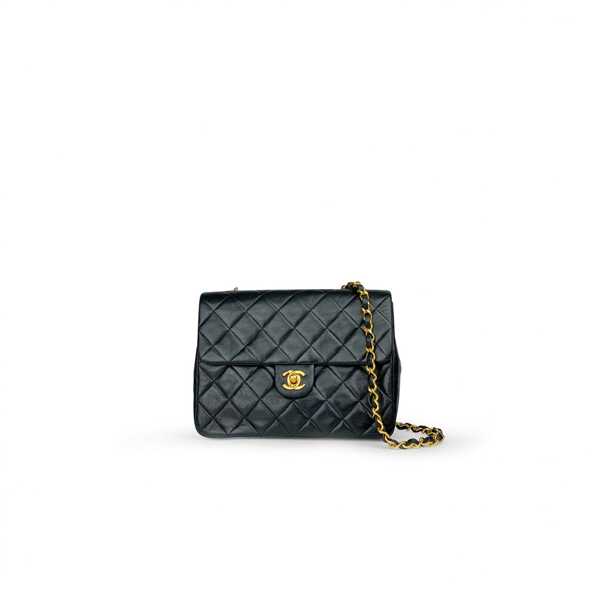 Chanel timeless/classique black leather handbag