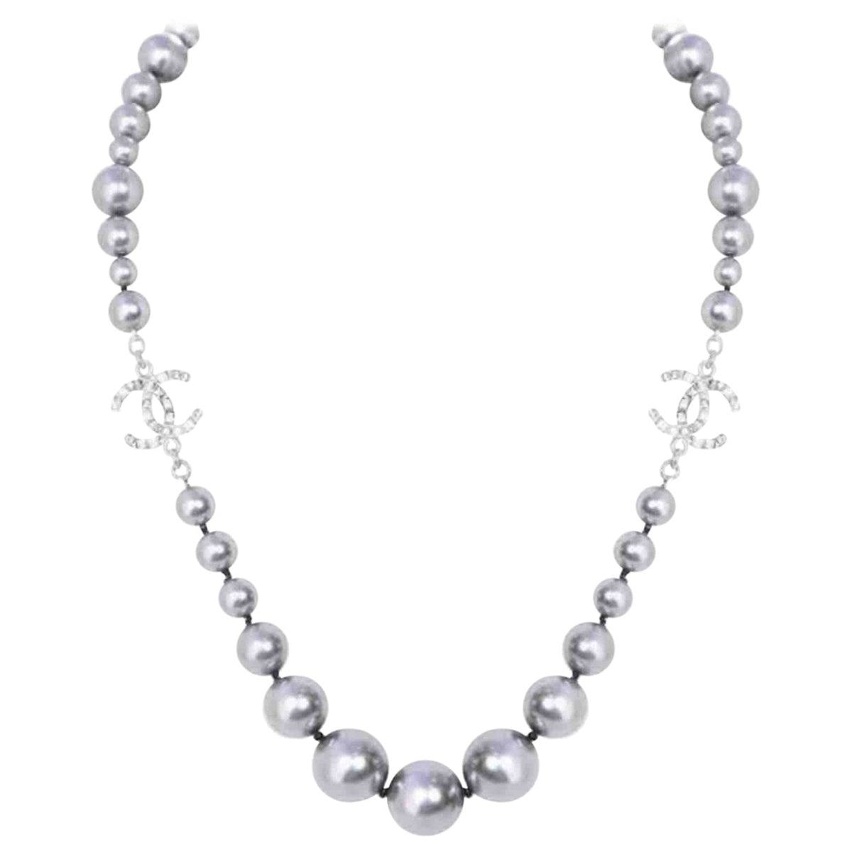 Chanel cc grey metal necklaces