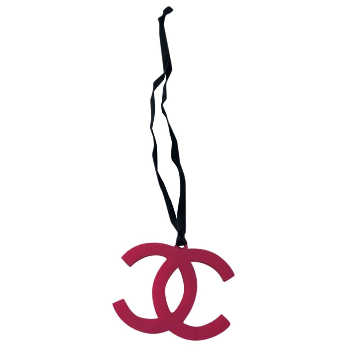Chanel cc pink plastic bag charms