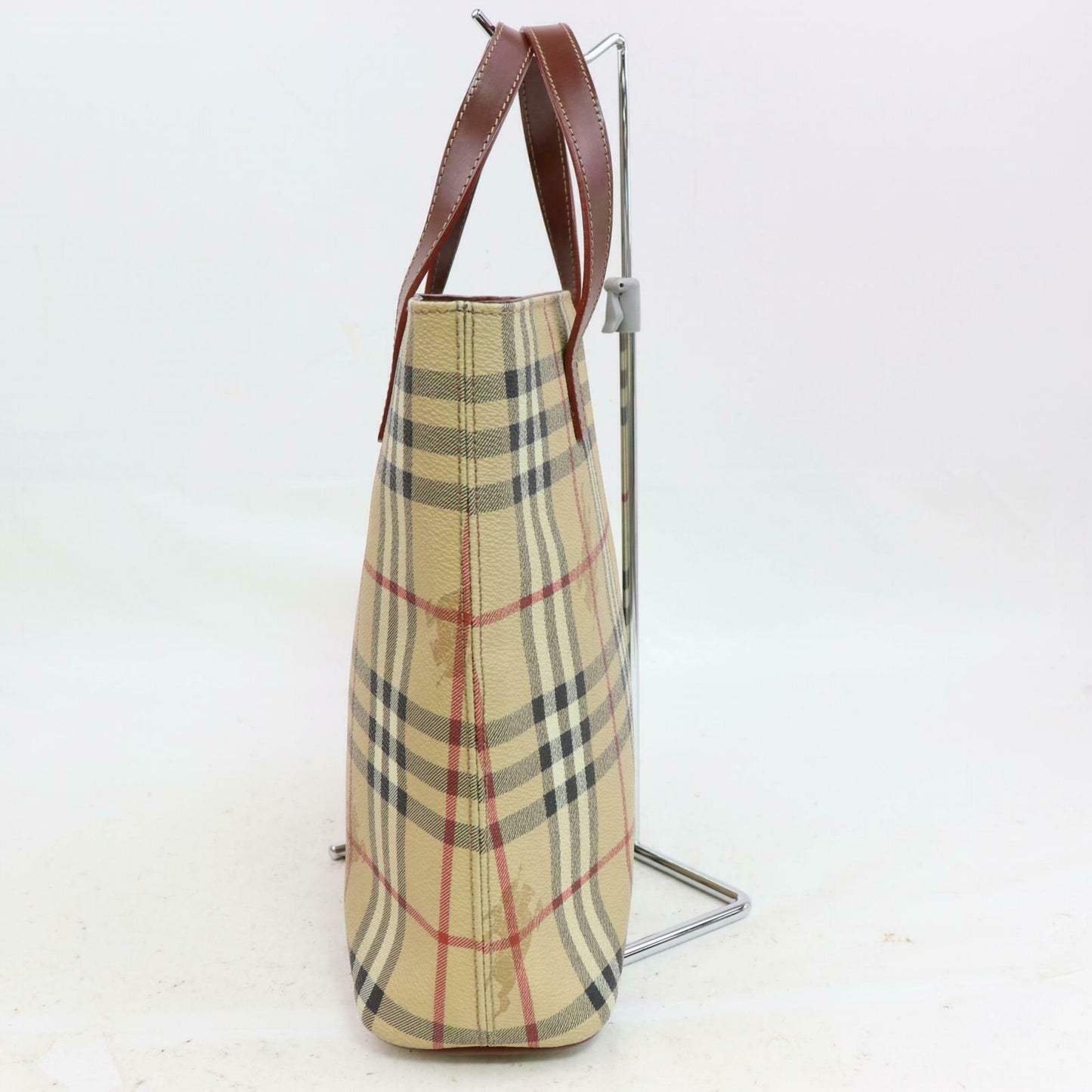 Indistinguishable Burbe**y London Hand Bag Beige PVC (SHC1-15310)