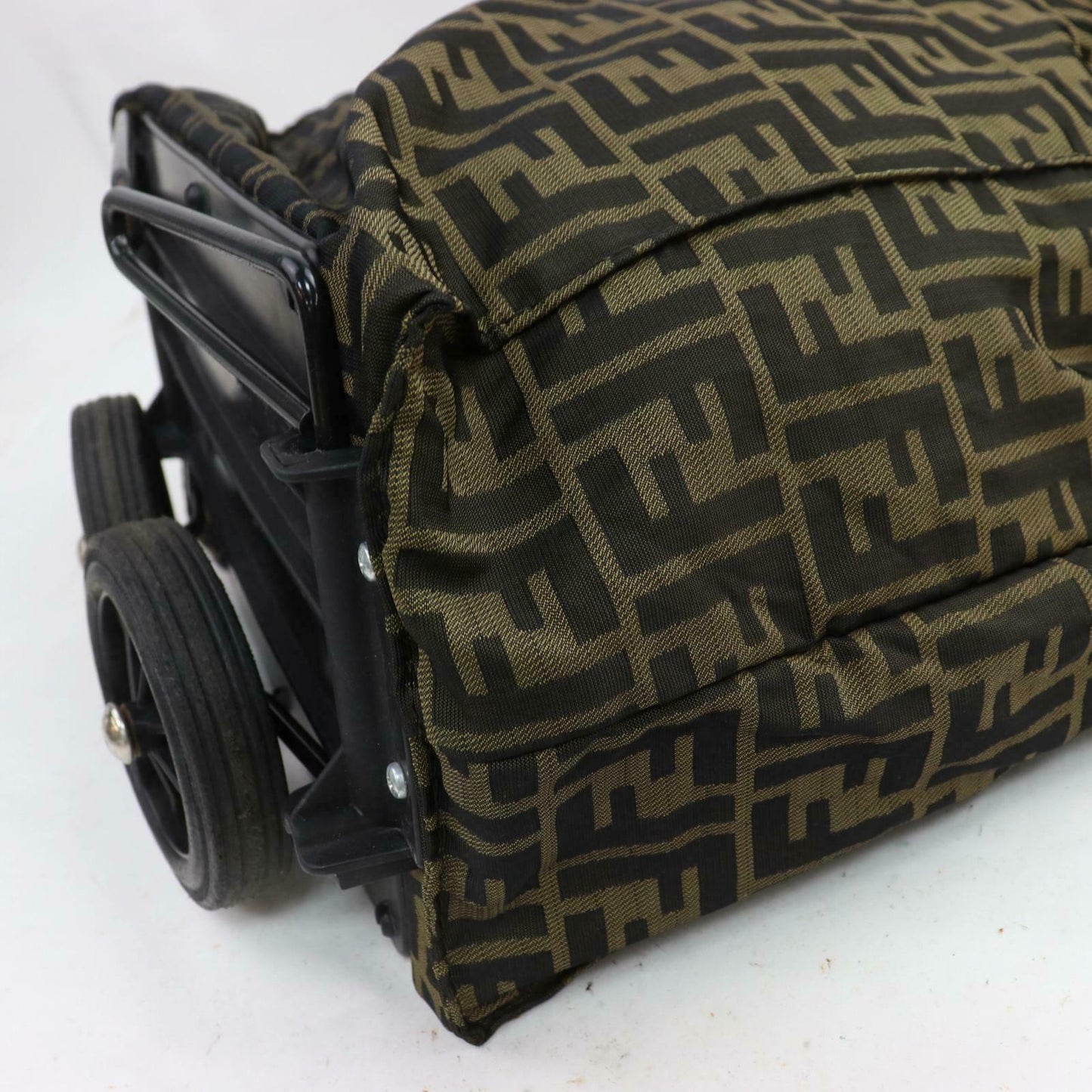 Indistinguishable Fendi Hand Bag Beige Zukka Nyron (SHC7-10229)