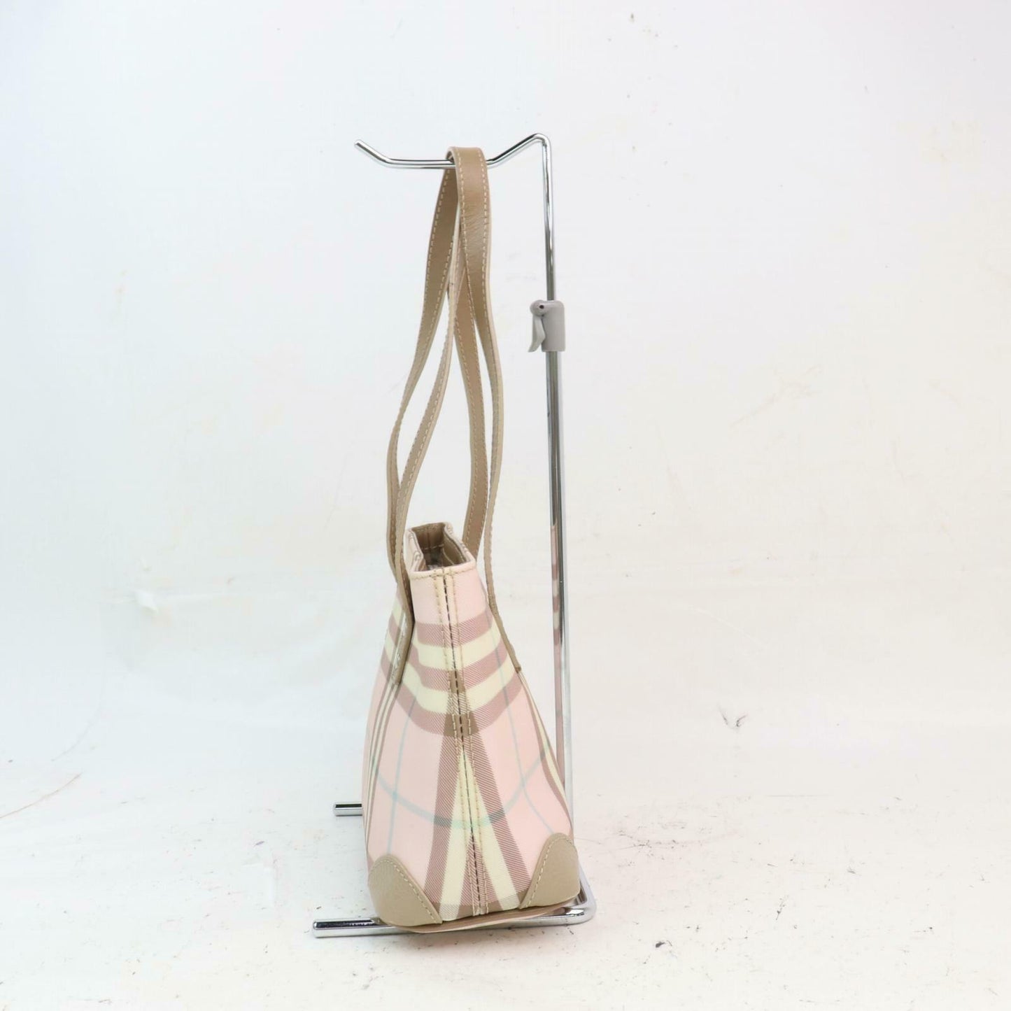 Indistinguishable Burbe**y London Hand Bag Pink PVC (SHC7-10047)