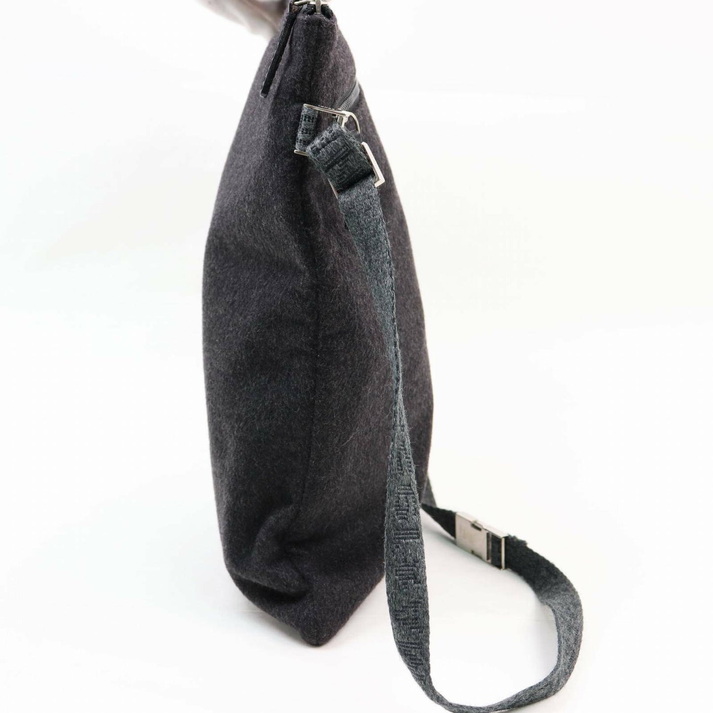 Indistinguishable Fendi Shoulder Bag Gray Wool (SHC1-15308)