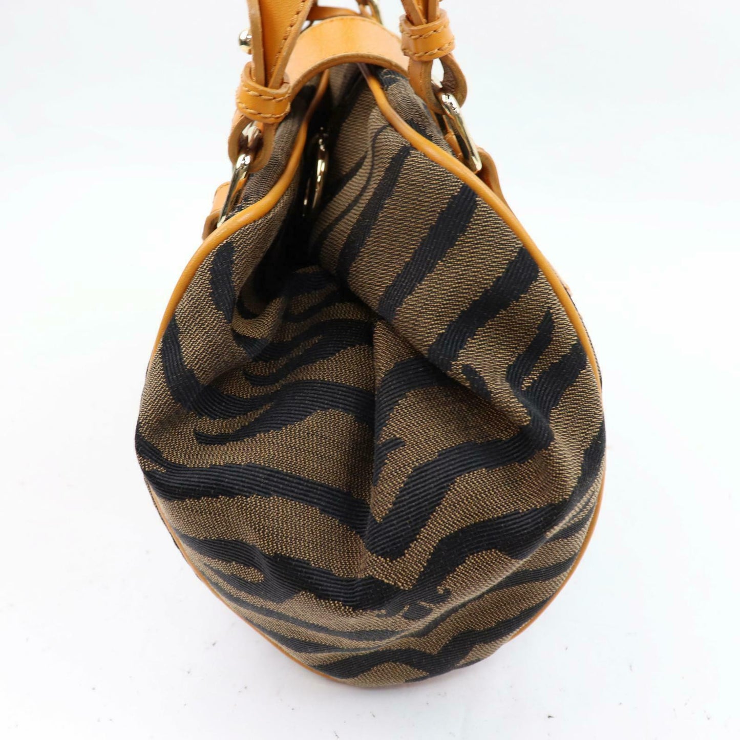 Indistinguishable Fendi Hand Bag Brown Canvas (SHC1-14395)