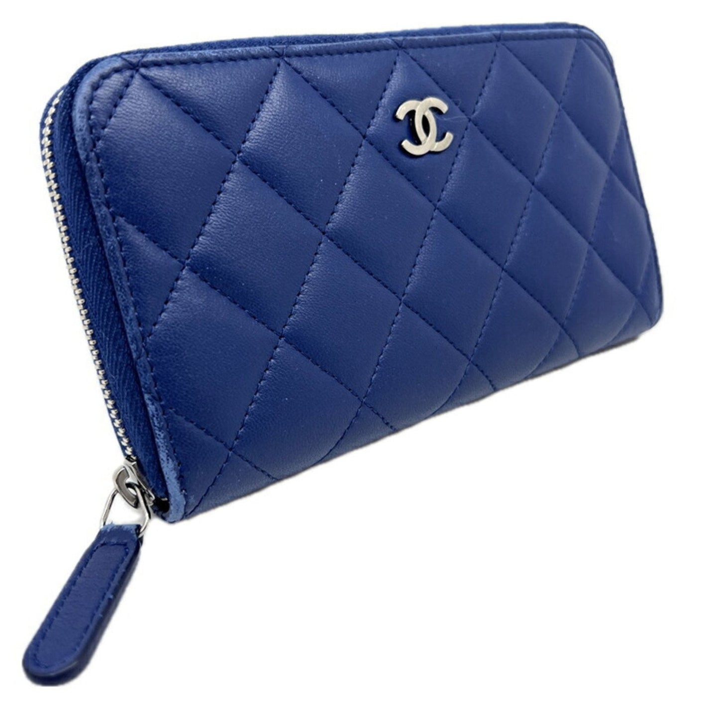 CHANEL Matelasse Wallet