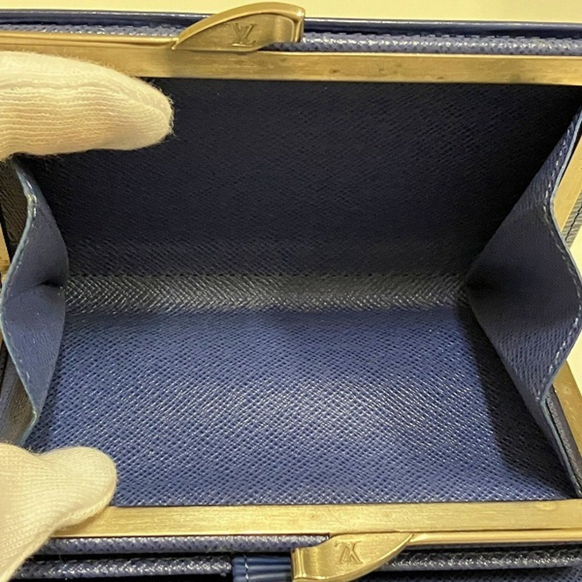 LOUIS VUITTON Viennois Wallet