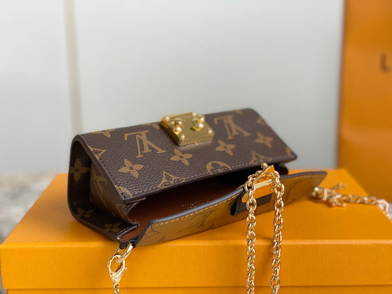 Franco Shops - Louis Vuittons - 15719