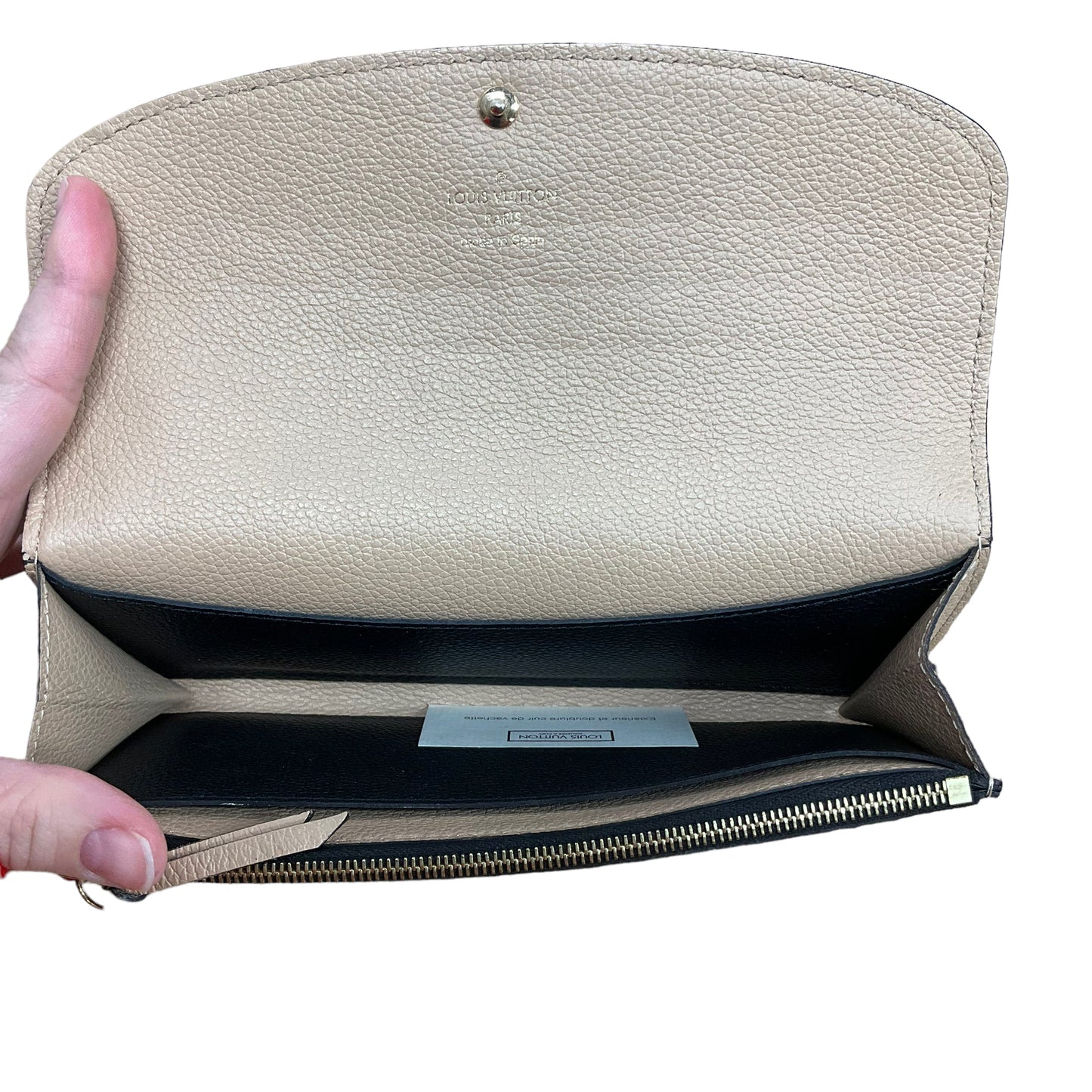 Wallet Luxury Designer By Louis Vuitton Size: Large