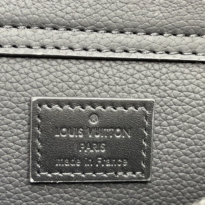 Franco Shops - Louis Vuittons - 9984