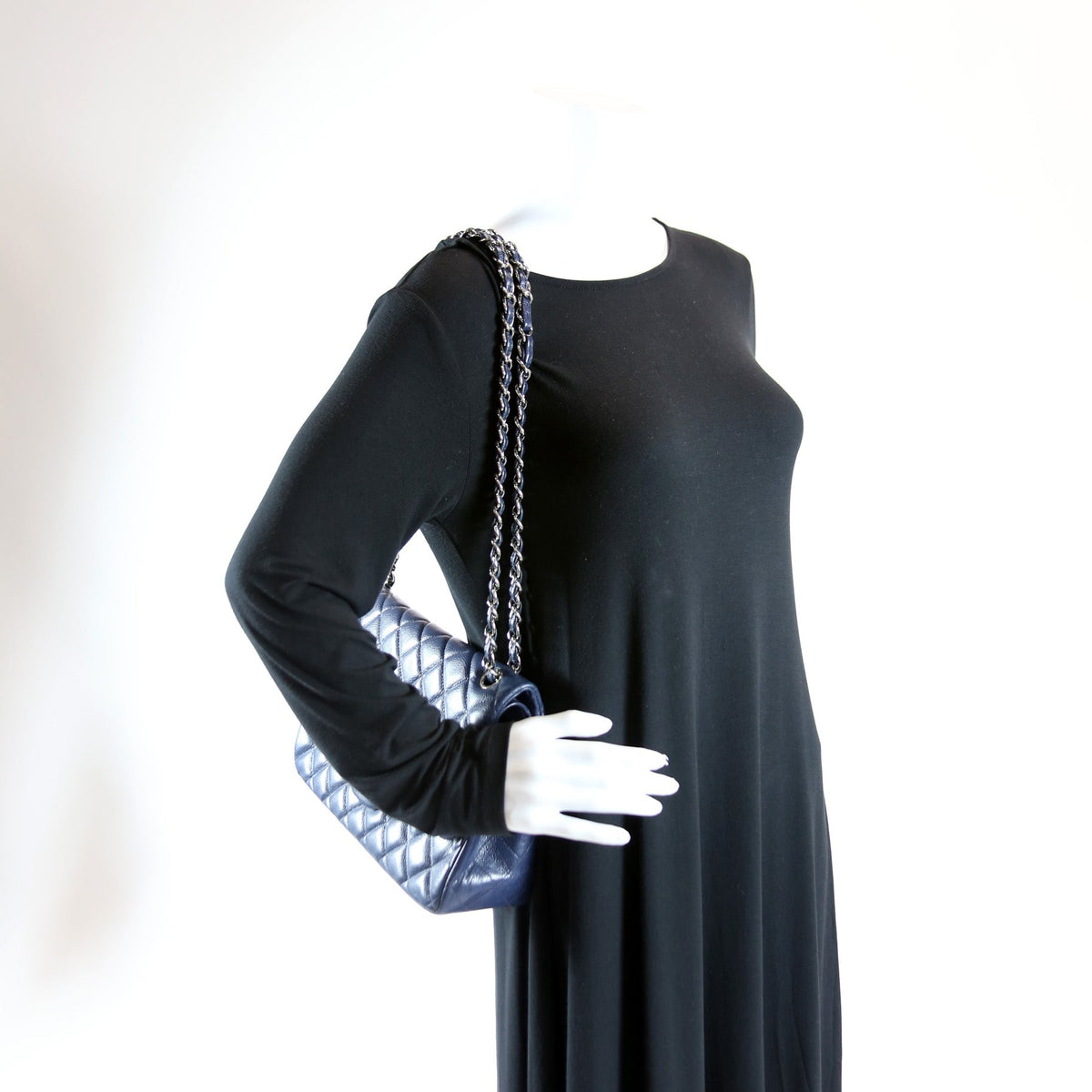 Classic Flap Jumbo Caviar 17-20M