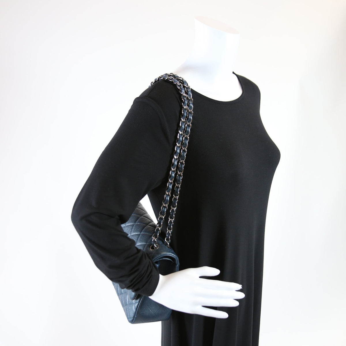 Classic Flap Jumbo Caviar 20M