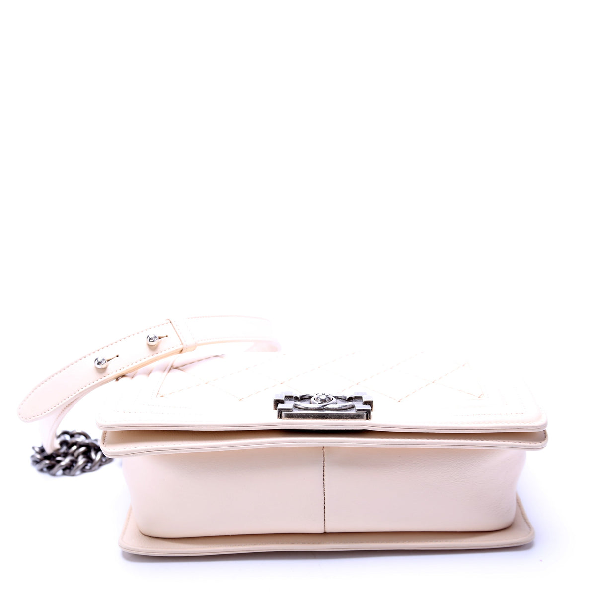 Chanel Boy Flap Medium New Calfskin Double Stitch 18M Cream