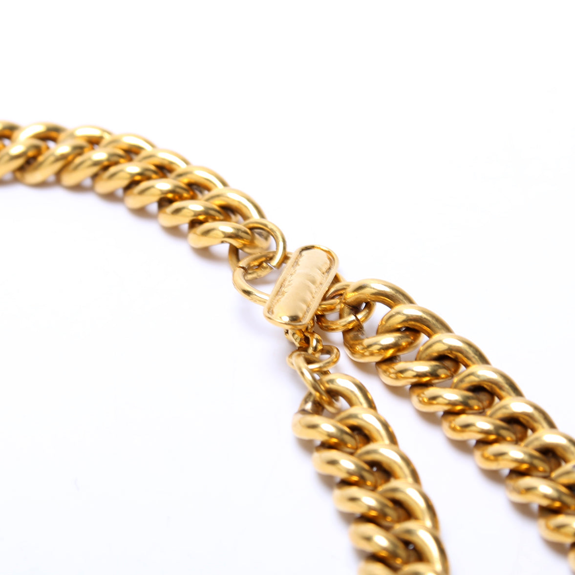 Chanel CC Medallion Toggle Belt Size 85 Gold