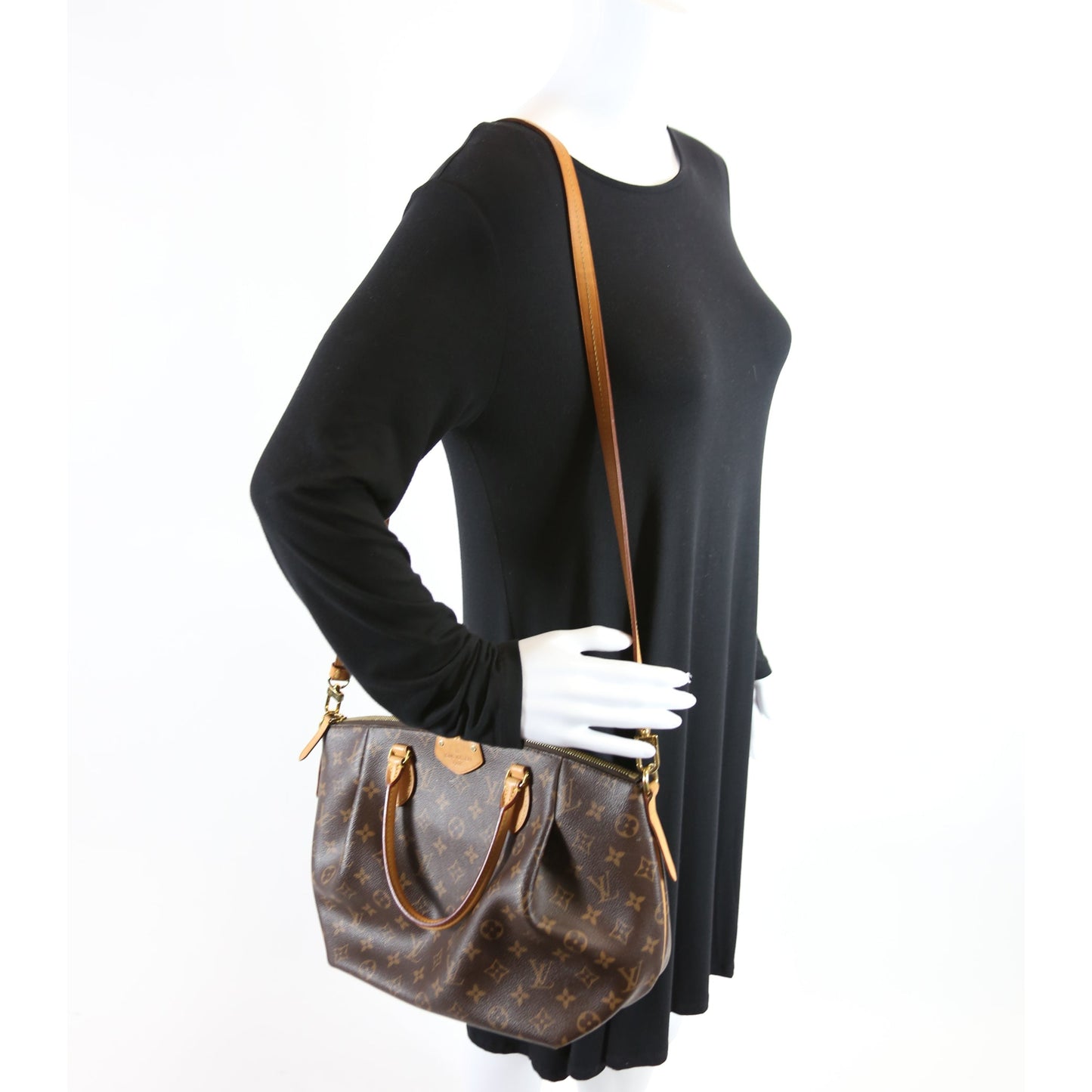 Louis-Vuitton Turenne MM Monogram