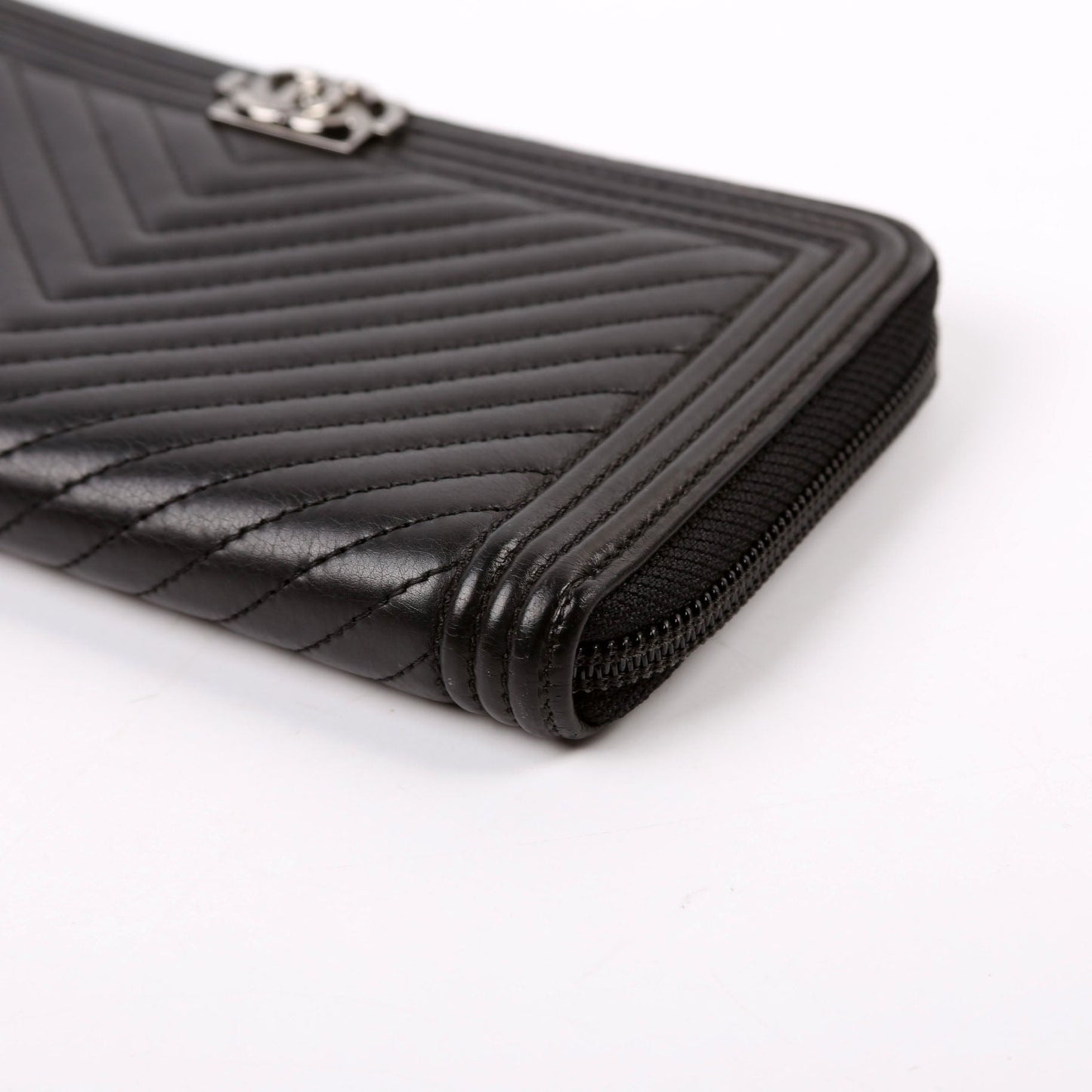 Chanel Boy Wallet Zip Around Chevron Lambskin 21M