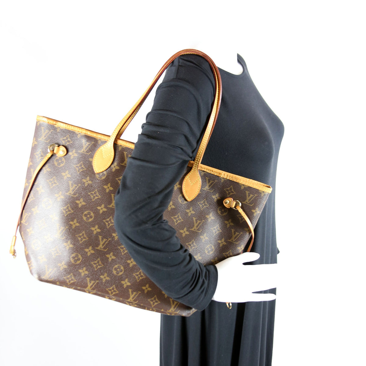 Louis-Vuitton Neverfull MM Monogram Beige