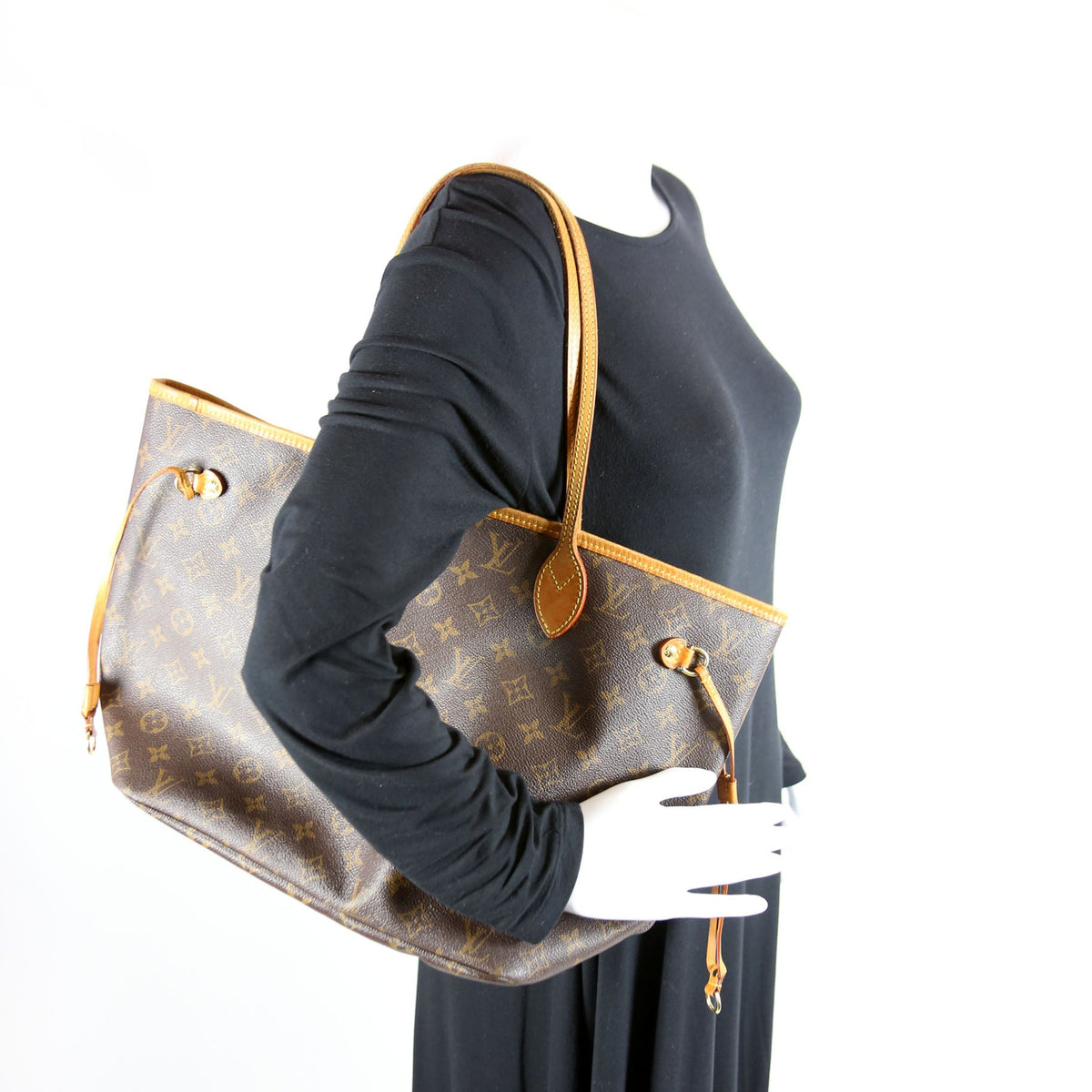 Louis-Vuitton Neverfull MM Monogram Beige