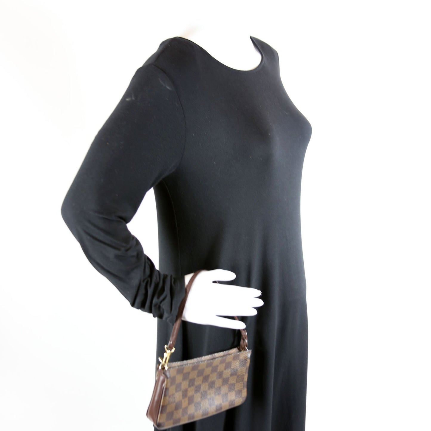 Louis-Vuitton Navona Pochette Accessories Damier Ebene