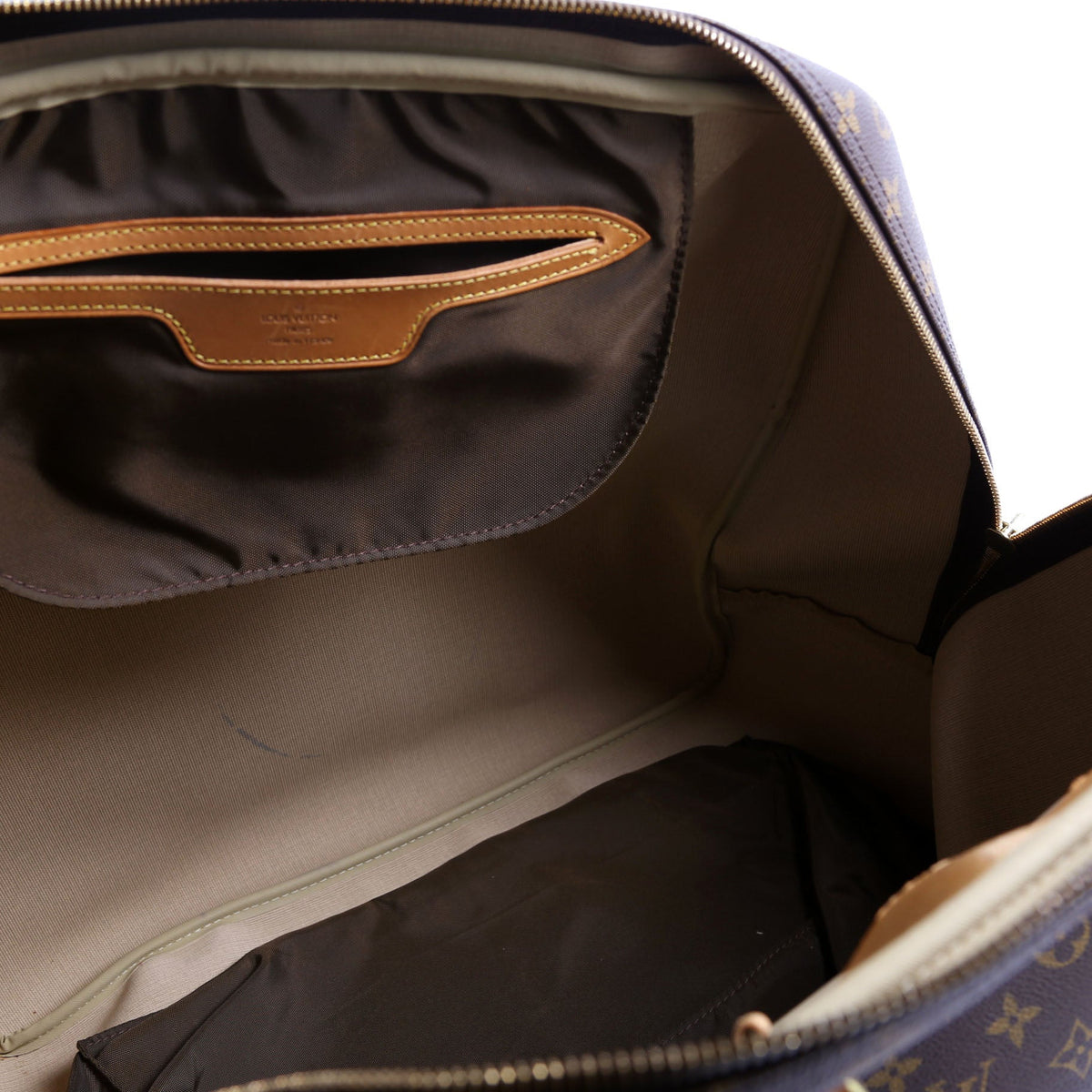Louis-Vuitton Evasion Travel GM Monogram
