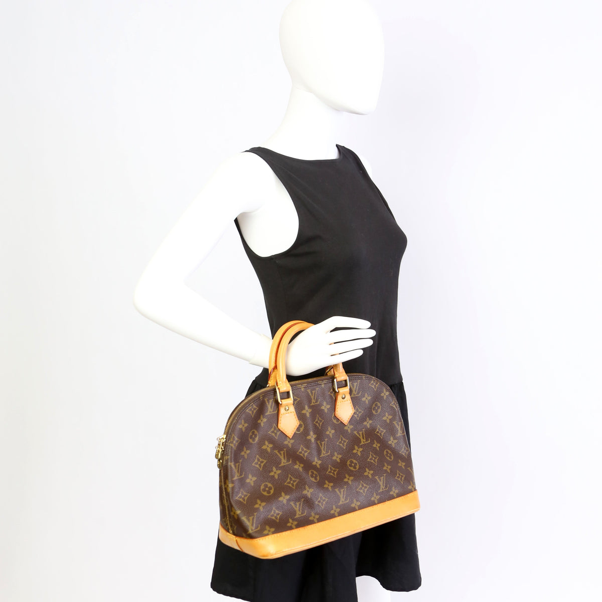 Louis-Vuitton Alma PM Monogram Older