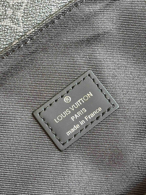 Franco Shops - Louis Vuittons - 15784