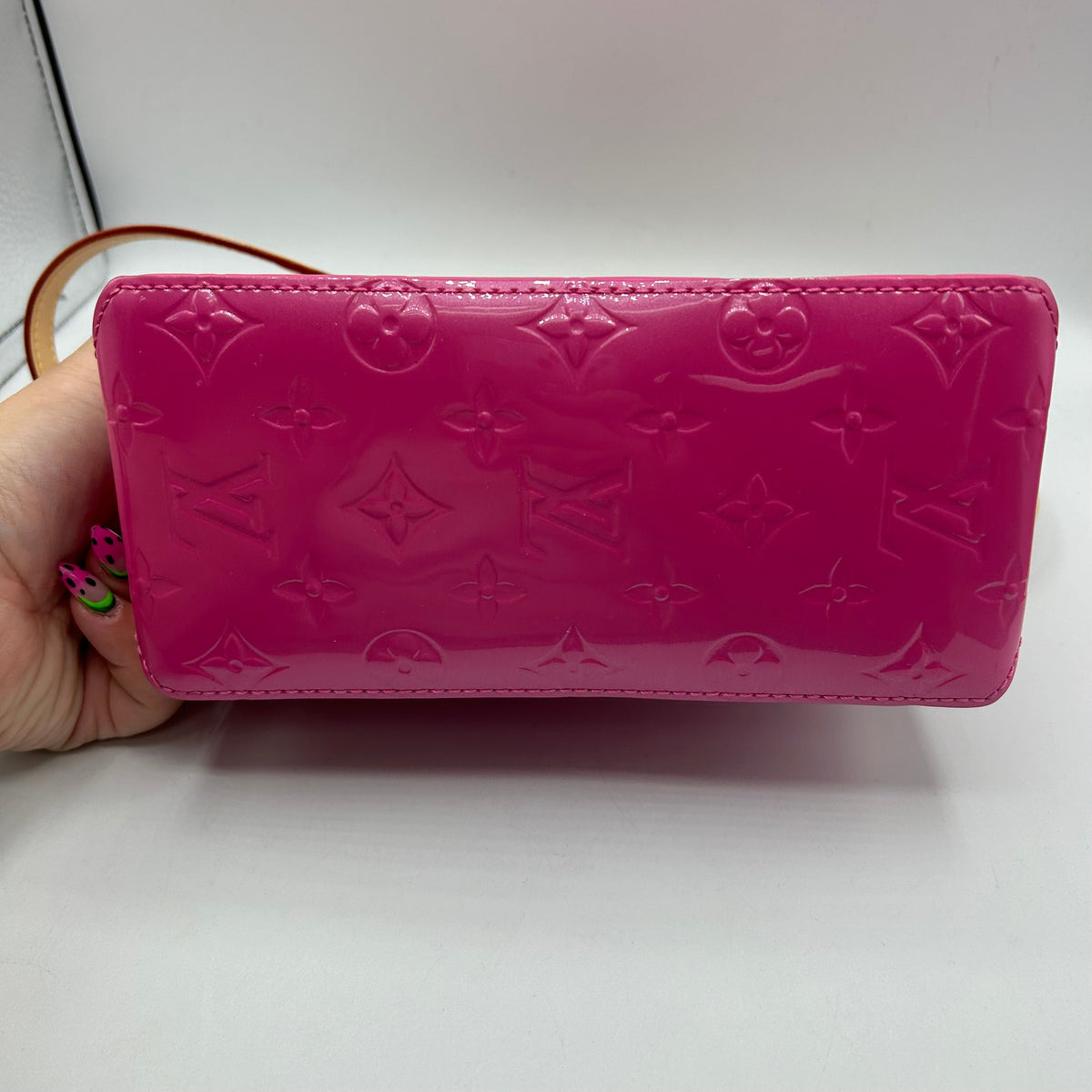 Crossbody Luxury Designer By Louis Vuitton, Size: Small