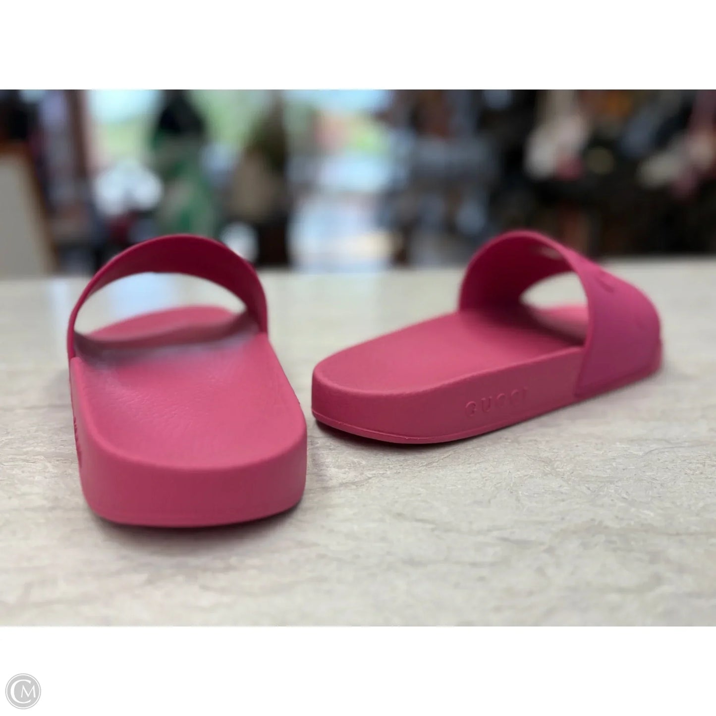 Sandals Luxury Designer By Gucci In Pink, Size: 8