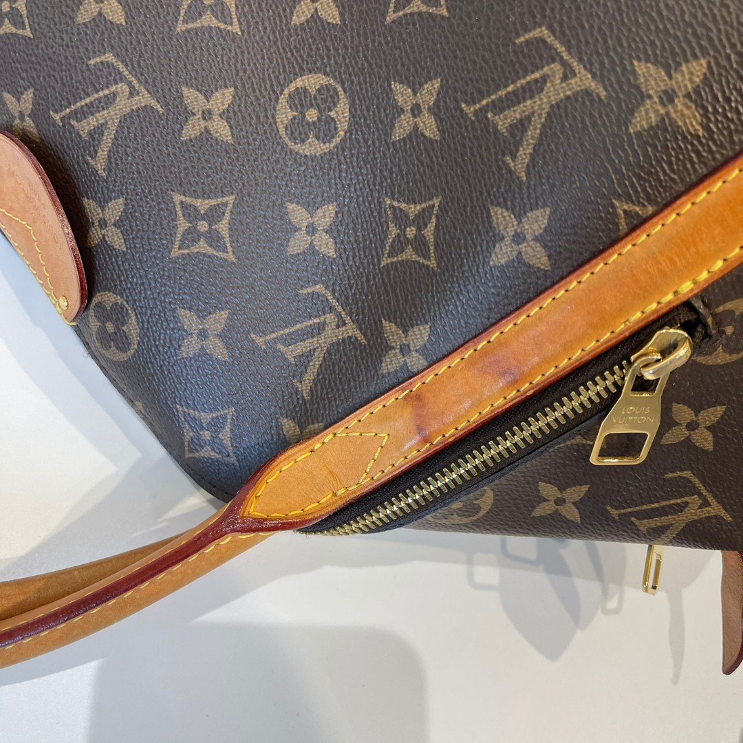 Louis-Vuitton Marais MM Monogram