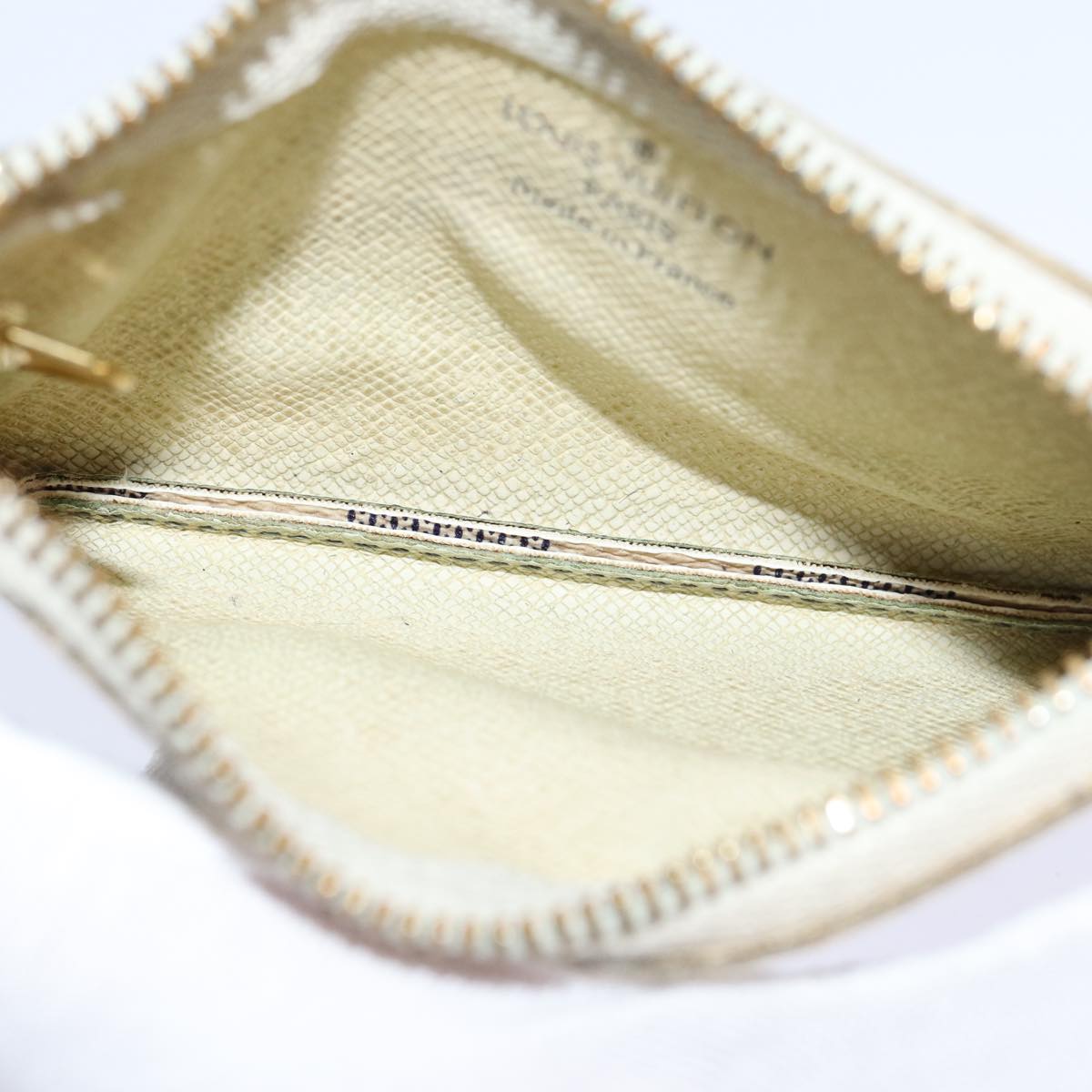 LOUIS VUITTON Pochette Cles Wallet