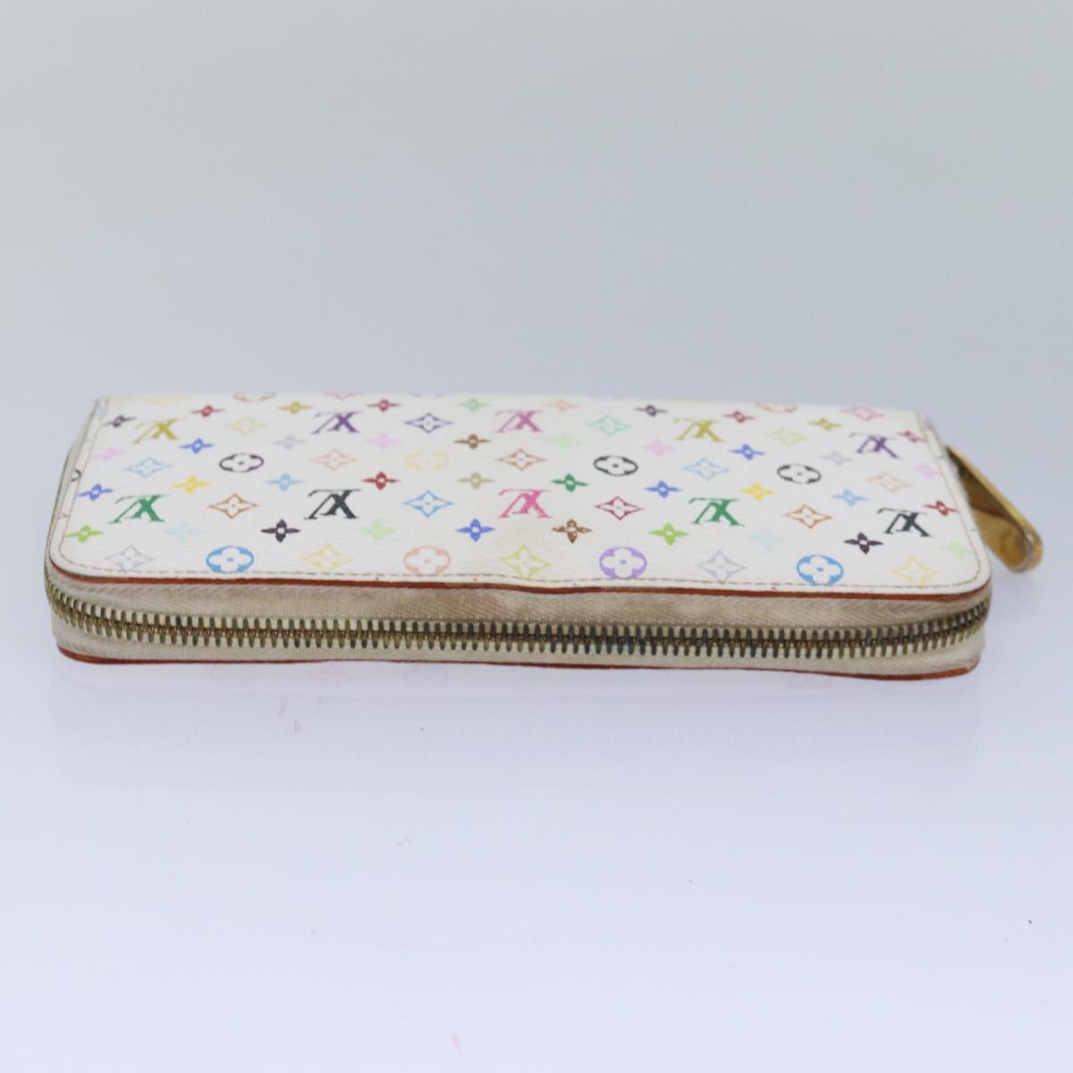 LOUIS VUITTON Zippy wallet
