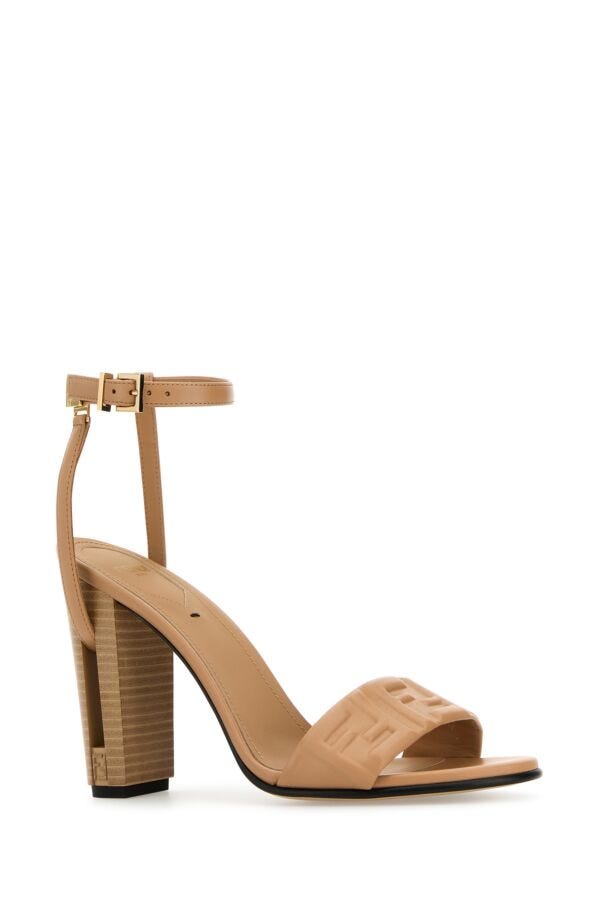Fendi Woman Camel Leather Delfina Sandals