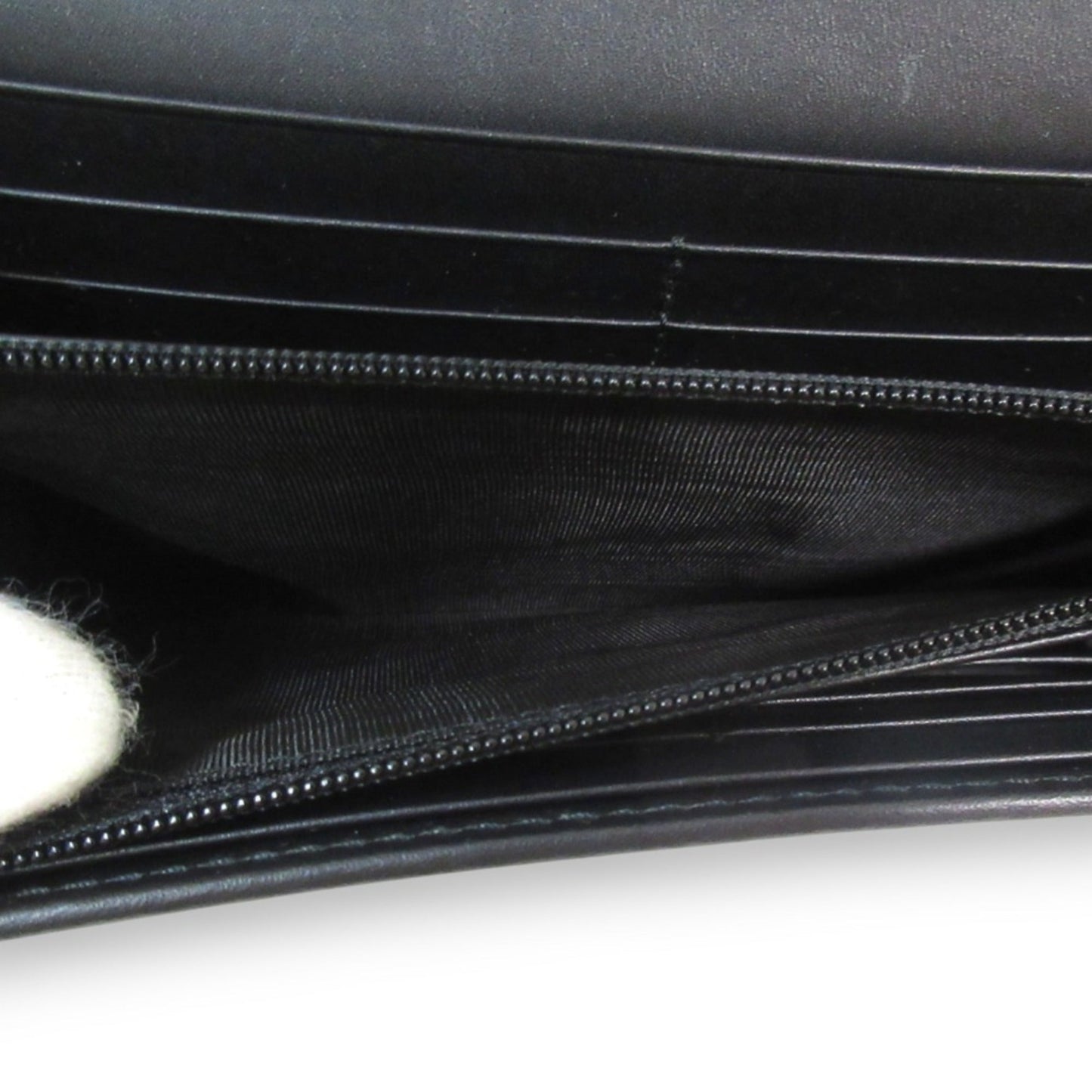 Gucci Black Gold Leather Wallet (Tri-Fold)