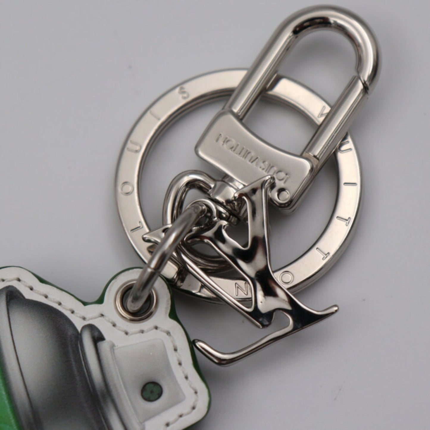 LOUIS VUITTON Portocre LV paint key holder MP3384 monogram canvas leather brown white green silver metal fittings ring bag charm