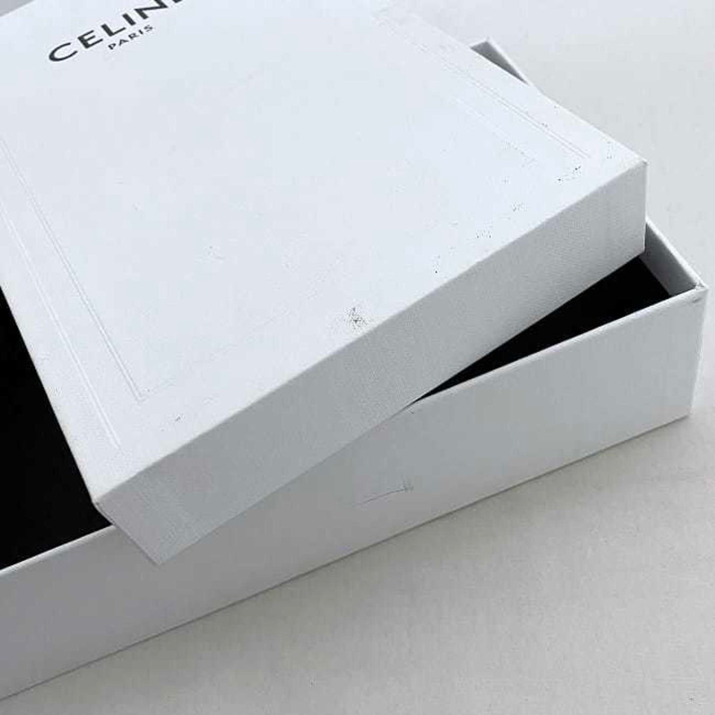 Celine round long wallet beige 10B55 3BEL 03ND large zip leather grain ladies