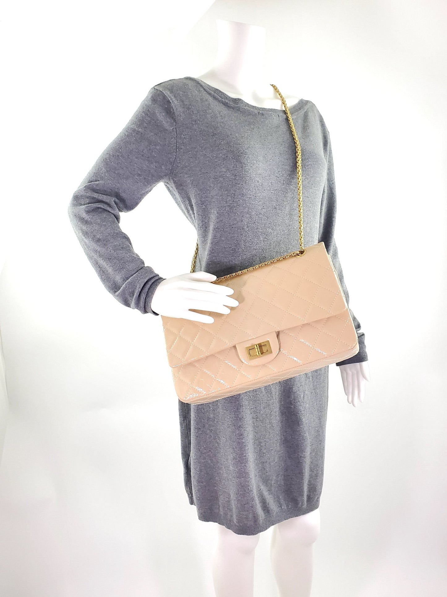 CHANEL 2.55 Beige 227 Reissue Classic Shoulder Crossbody Flap Bag