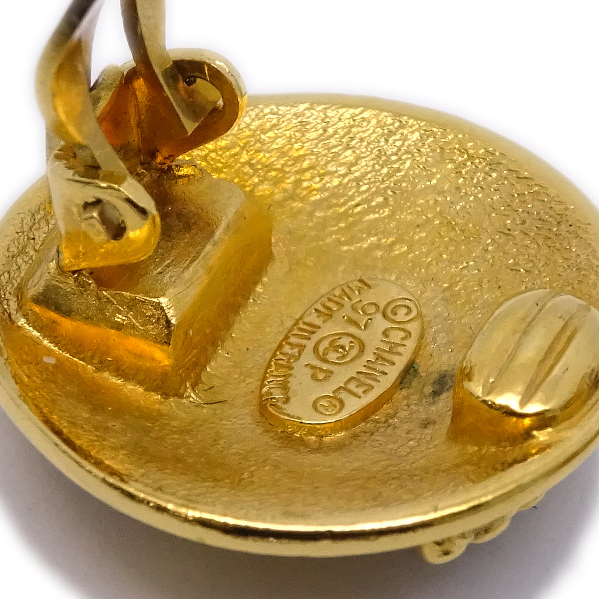 Chanel Button Earrings Clip-On Gold 97P