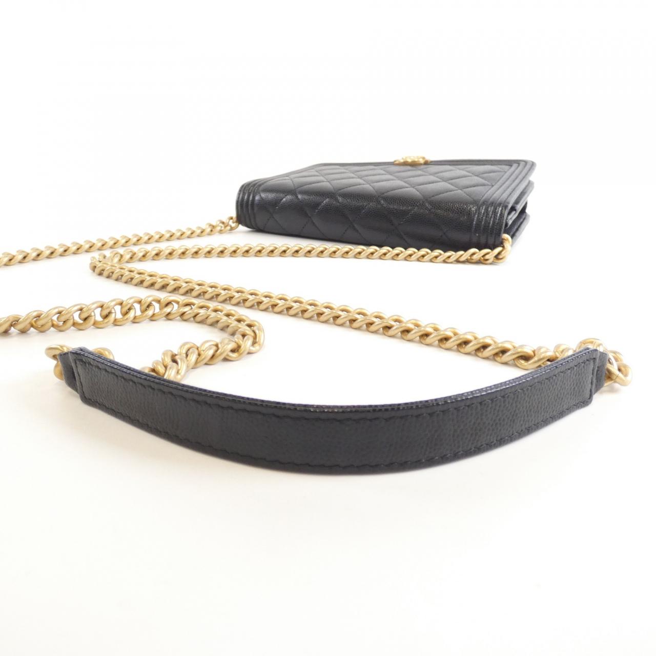 Chanel Boy Chanel Caviar Skin Chain Wallet