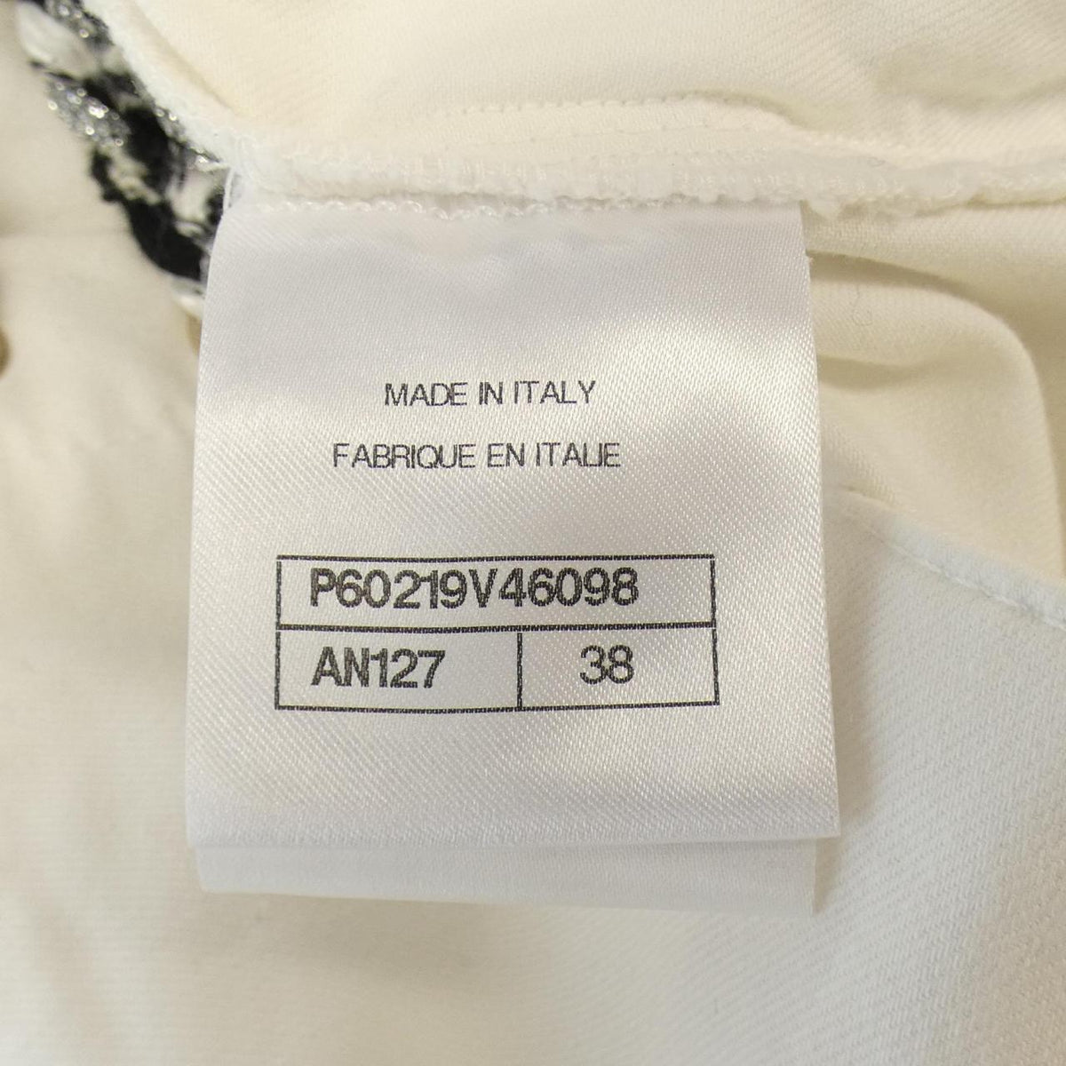 Chanel P60219V46098 Pants