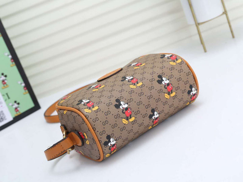 Gucci Bags - The Tote 774