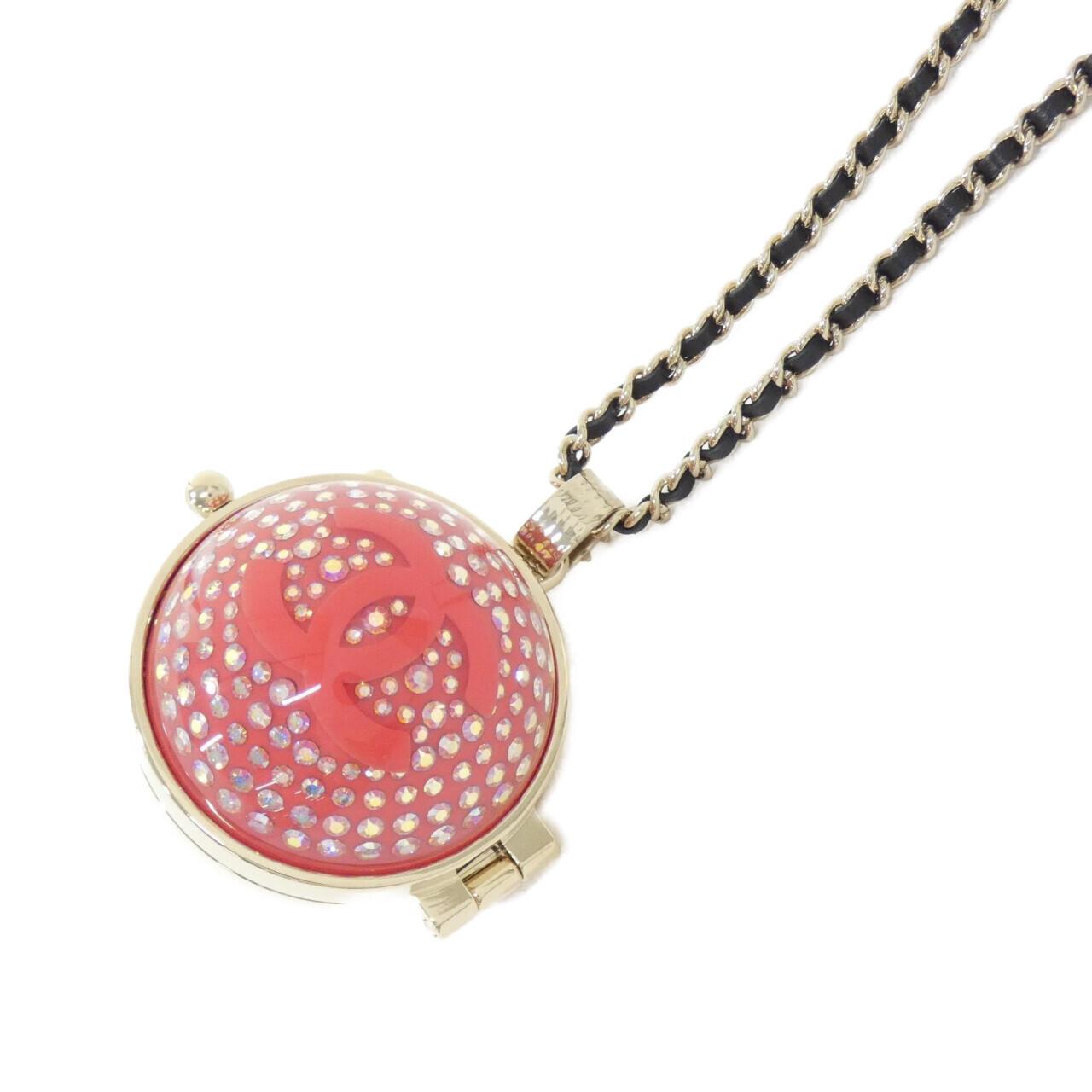 Chanel AB7380 Calf Necklace
