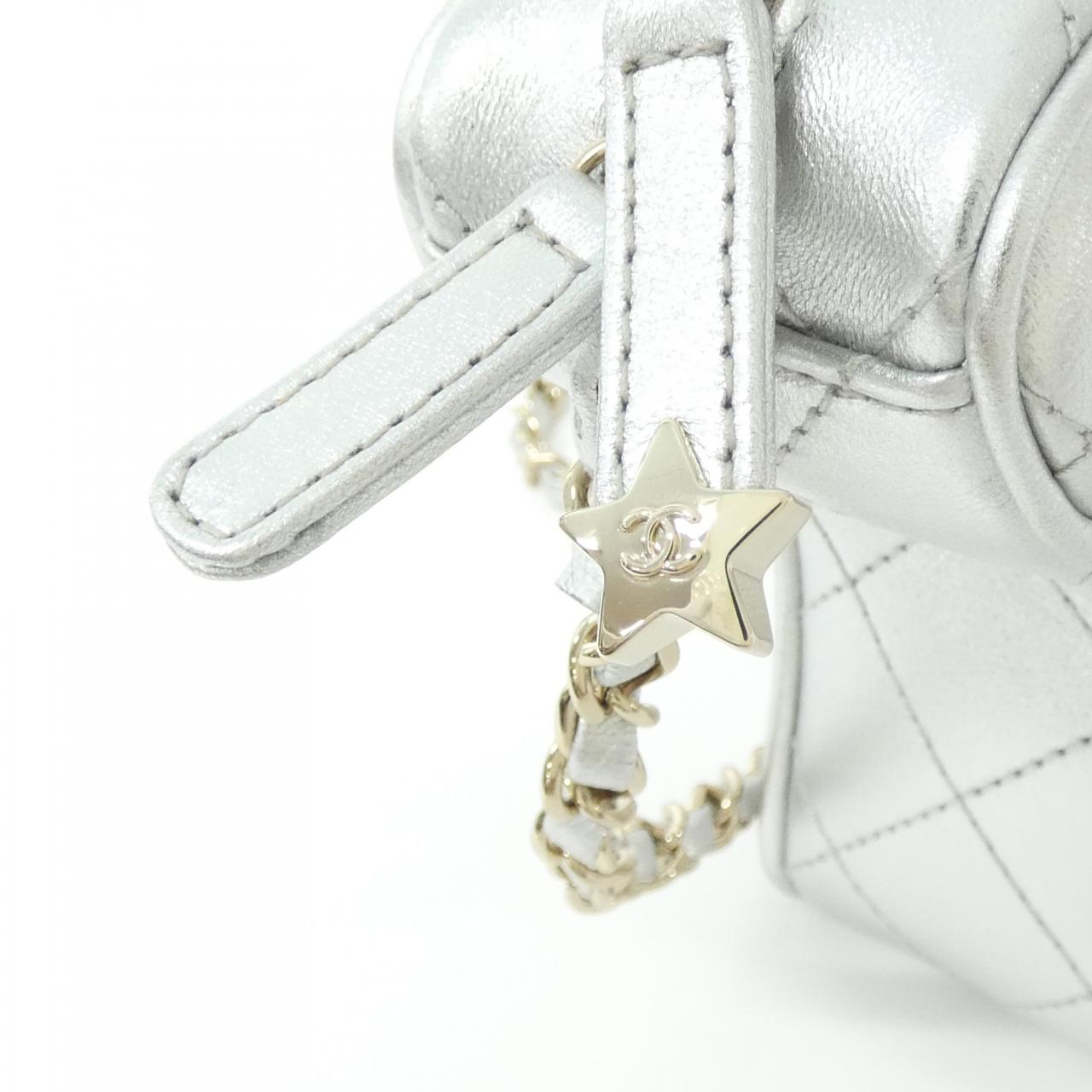 Chanel AS4579 Metallic Lambskin Shoulder Bag